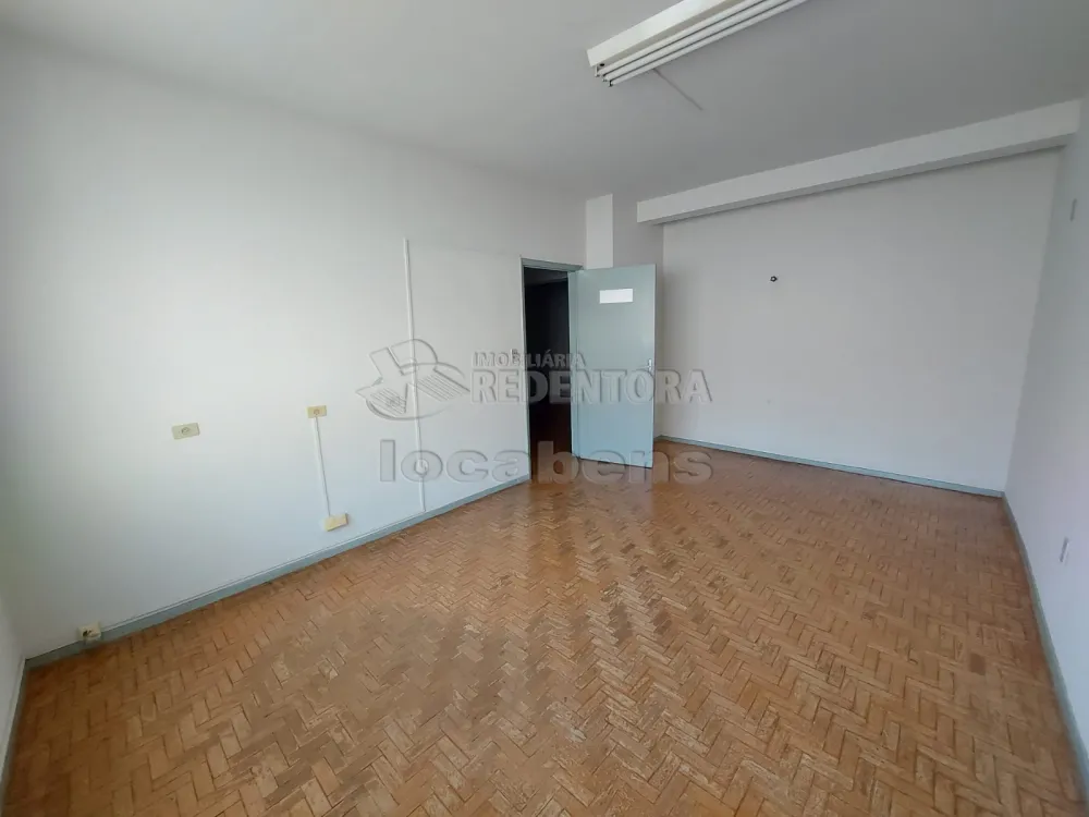 Comprar Comercial / Sala em São José do Rio Preto R$ 170.000,00 - Foto 4