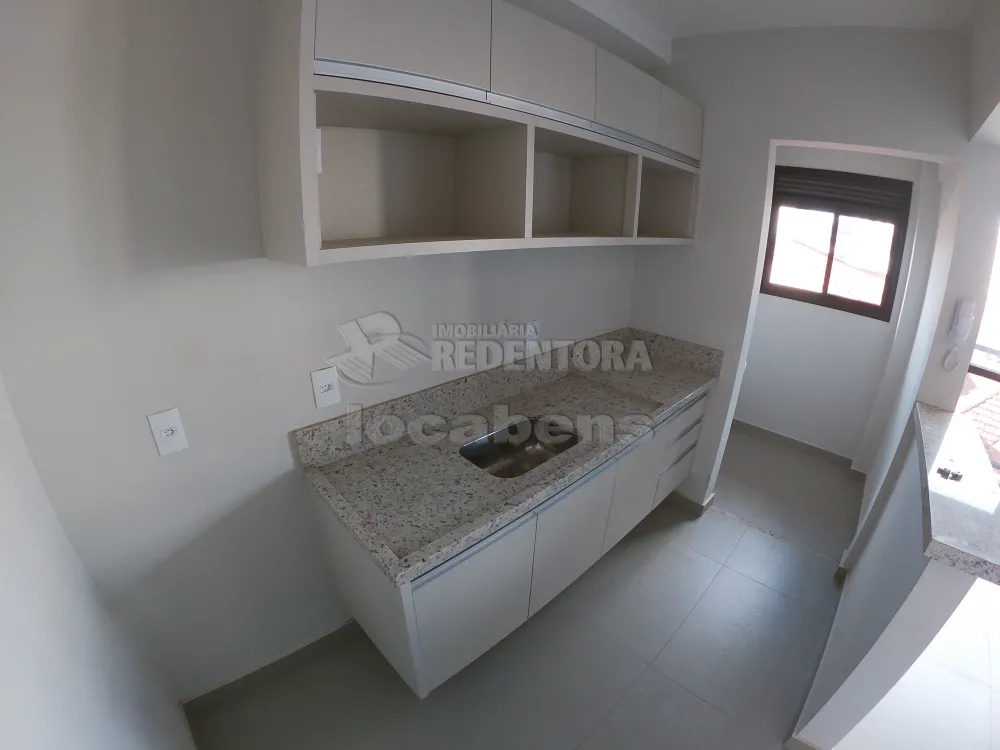 Alugar Apartamento / Padrão em São José do Rio Preto R$ 1.400,00 - Foto 7