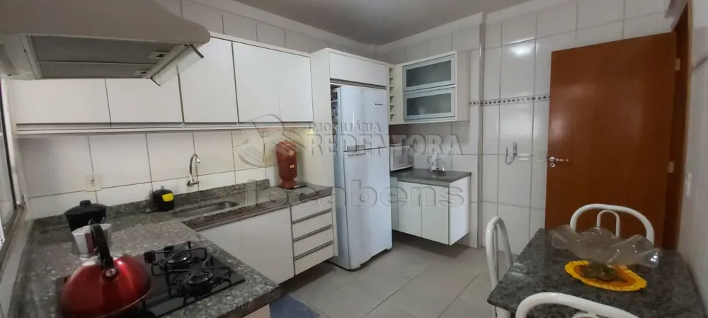 Comprar Apartamento / Padrão em São José do Rio Preto R$ 330.000,00 - Foto 17
