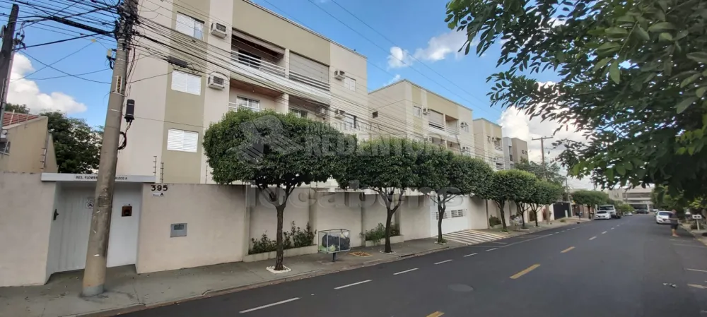 Comprar Apartamento / Padrão em São José do Rio Preto R$ 330.000,00 - Foto 1