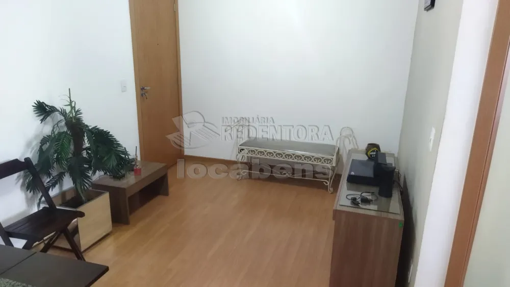 Comprar Apartamento / Padrão em São José do Rio Preto R$ 195.000,00 - Foto 4