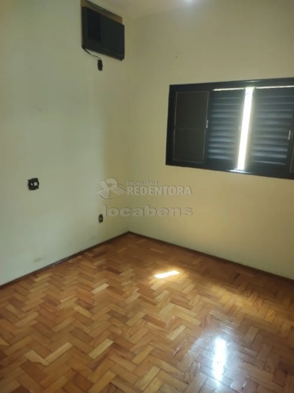 Alugar Casa / Padrão em São José do Rio Preto R$ 2.300,00 - Foto 8