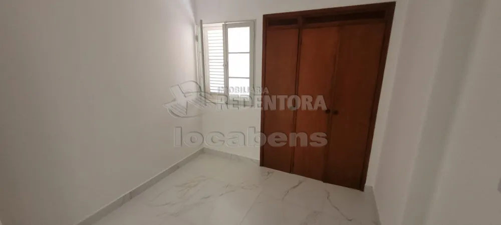 Alugar Apartamento / Padrão em São José do Rio Preto R$ 1.200,00 - Foto 11