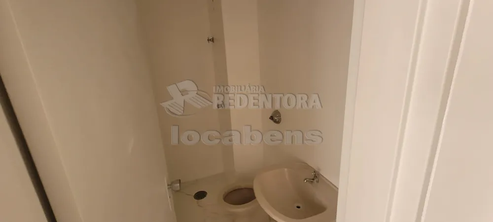 Alugar Apartamento / Padrão em São José do Rio Preto R$ 1.200,00 - Foto 18