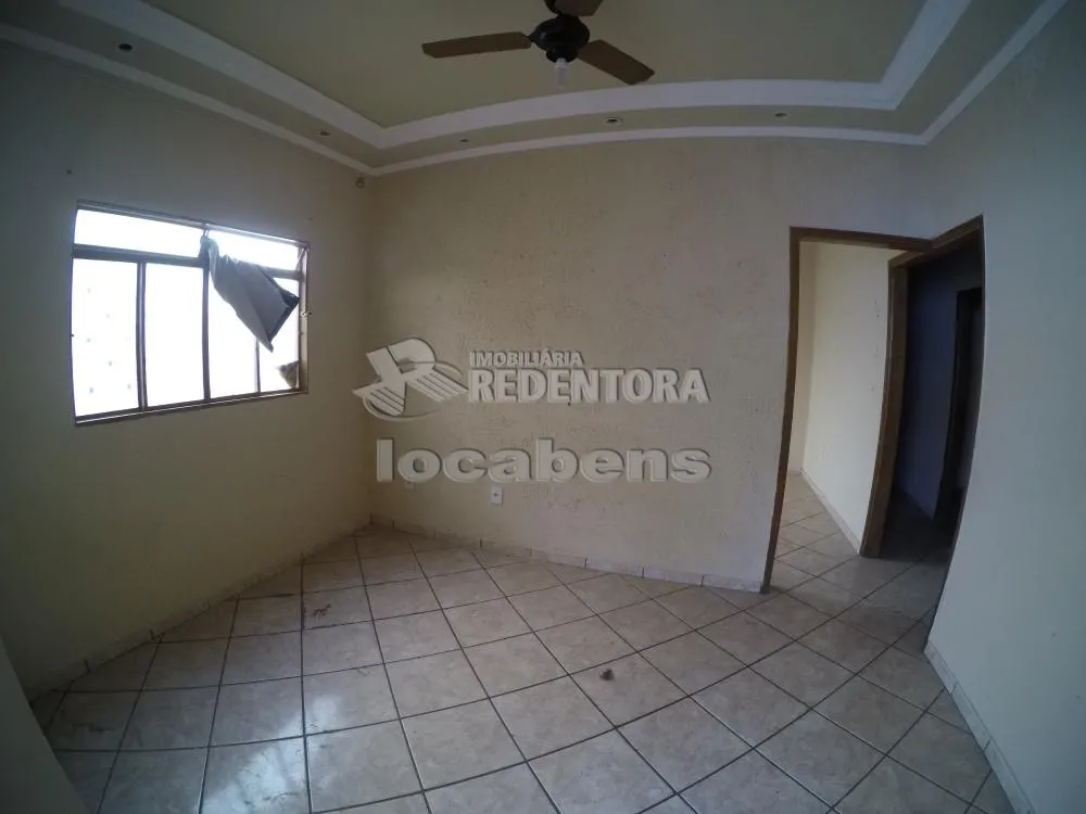 Comprar Casa / Padrão em São José do Rio Preto R$ 220.000,00 - Foto 2