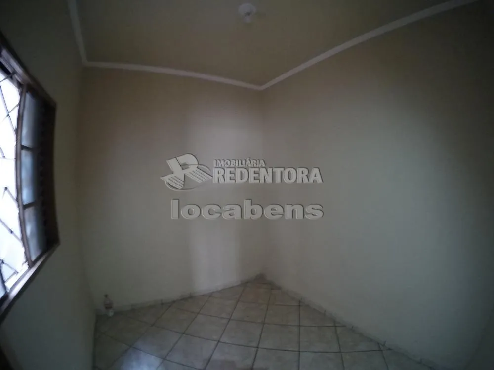 Comprar Casa / Padrão em São José do Rio Preto R$ 220.000,00 - Foto 4