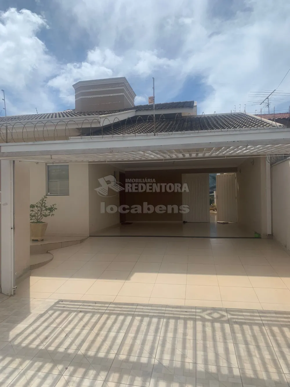 Comprar Casa / Padrão em São José do Rio Preto R$ 800.000,00 - Foto 1