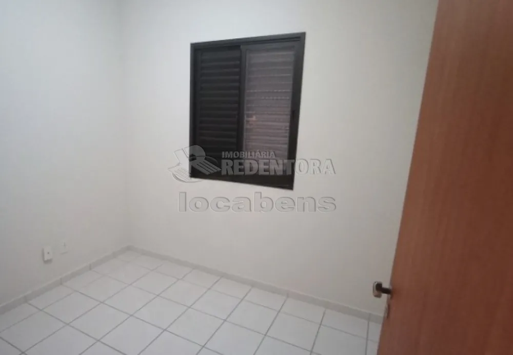 Comprar Apartamento / Padrão em São José do Rio Preto R$ 215.000,00 - Foto 6