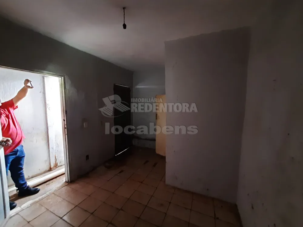 Comprar Casa / Padrão em São José do Rio Preto R$ 330.000,00 - Foto 3