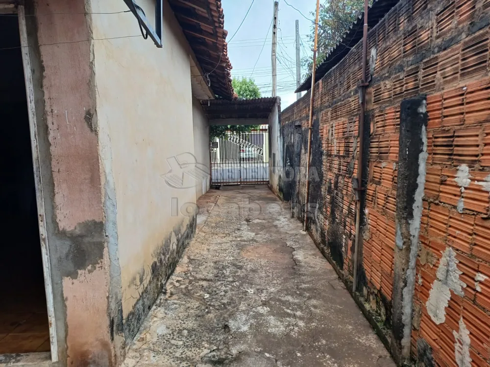 Comprar Casa / Padrão em São José do Rio Preto R$ 140.000,00 - Foto 1