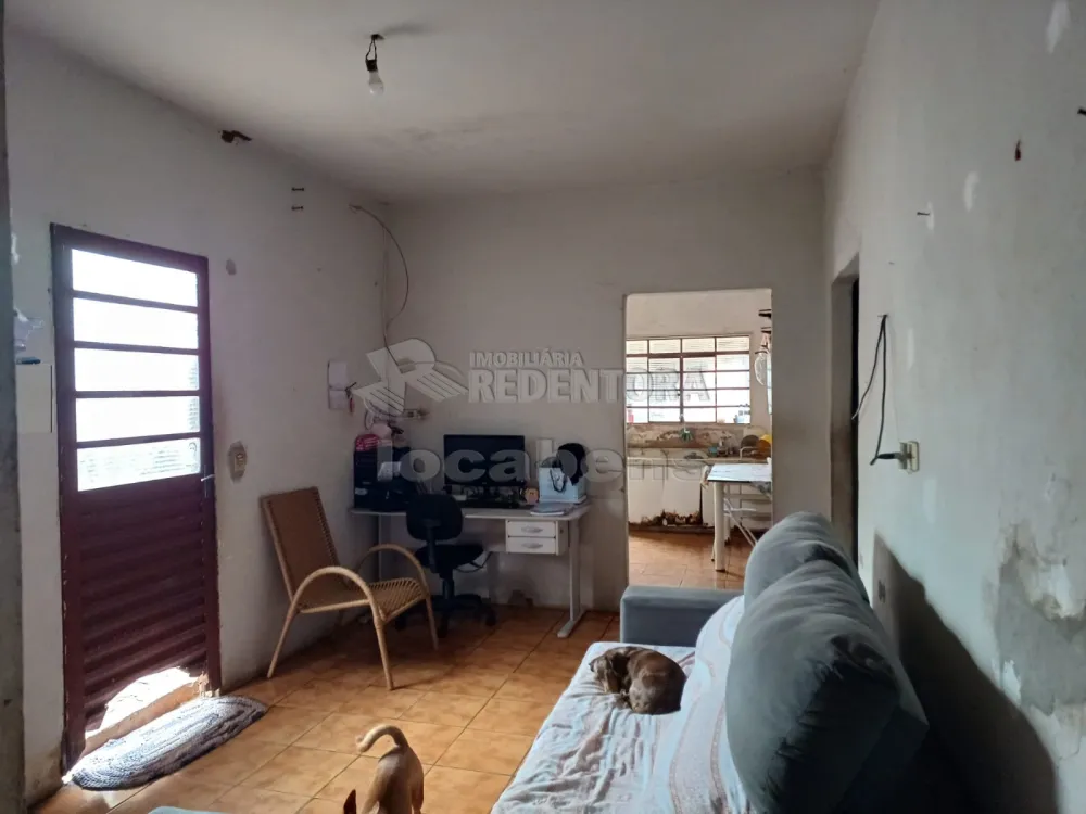 Comprar Casa / Padrão em São José do Rio Preto R$ 140.000,00 - Foto 4