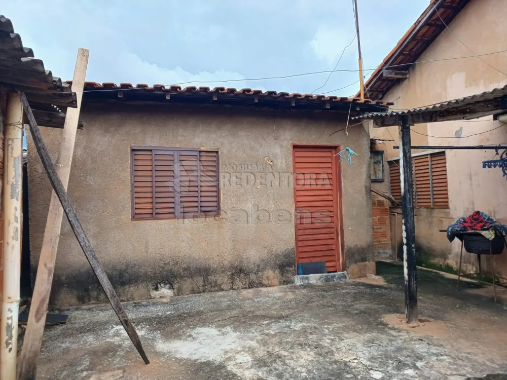 Comprar Casa / Padrão em São José do Rio Preto R$ 140.000,00 - Foto 12