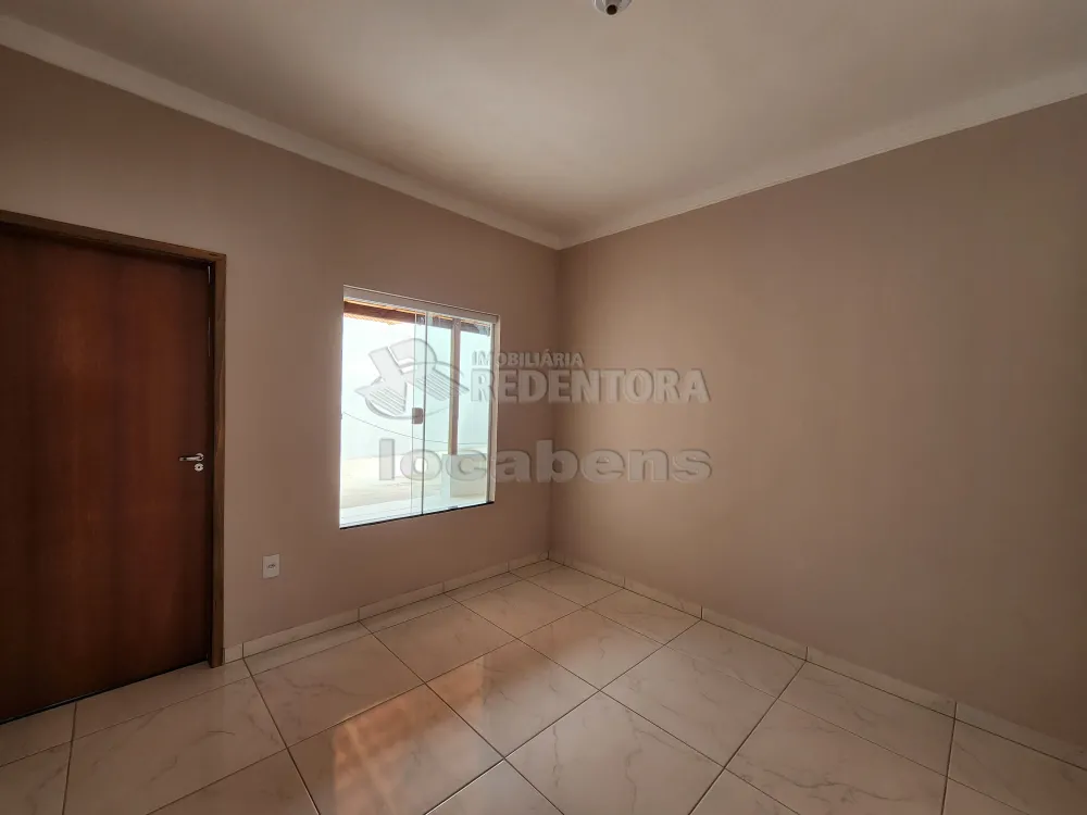 Alugar Casa / Padrão em São José do Rio Preto R$ 2.000,00 - Foto 8