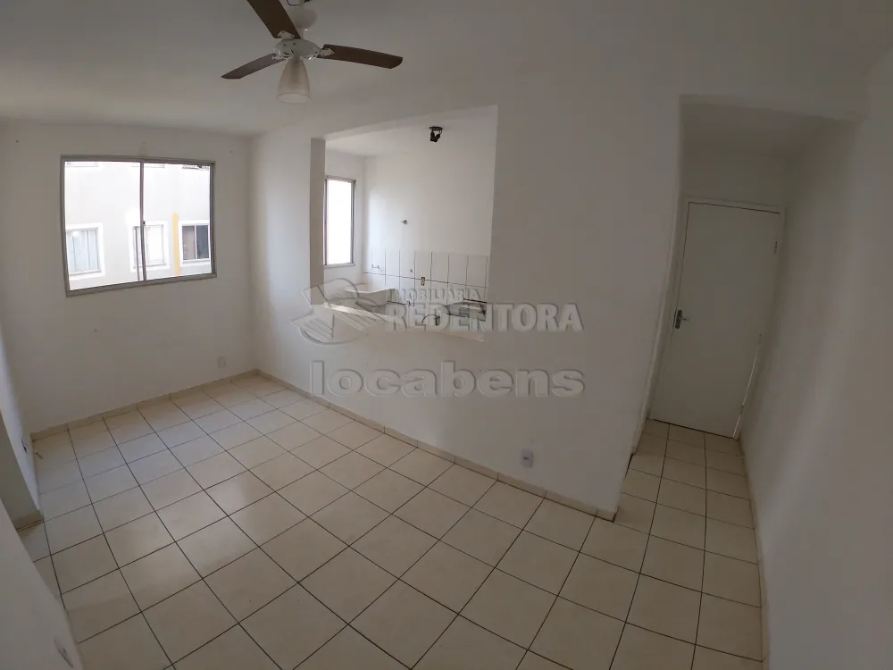 Alugar Apartamento / Padrão em São José do Rio Preto R$ 1.000,00 - Foto 3