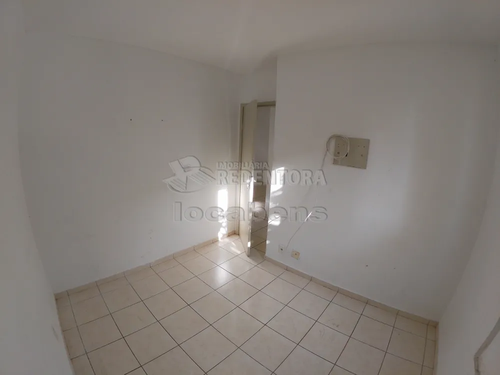 Alugar Apartamento / Padrão em São José do Rio Preto R$ 1.000,00 - Foto 9