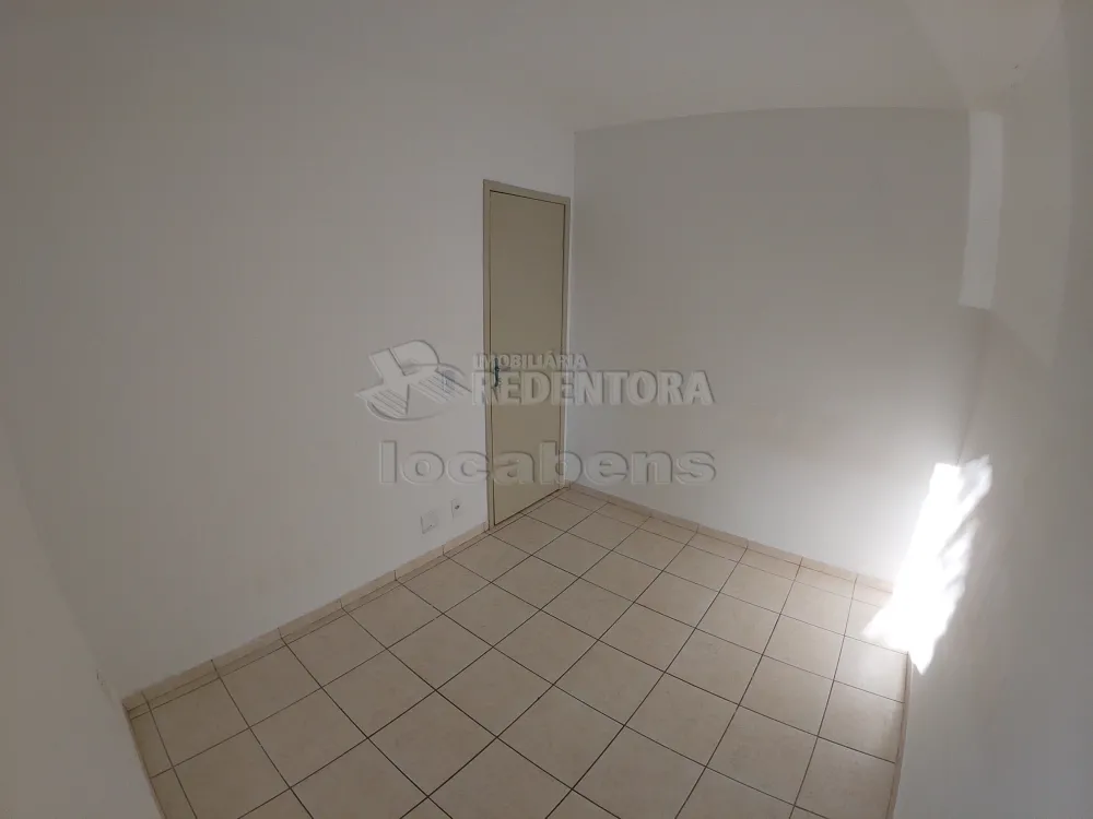 Alugar Apartamento / Padrão em São José do Rio Preto R$ 1.000,00 - Foto 13