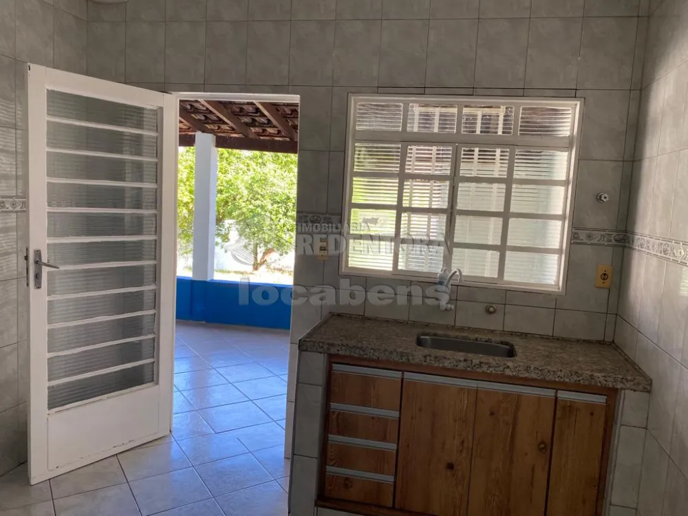 Alugar Casa / Padrão em São José do Rio Preto R$ 2.000,00 - Foto 9