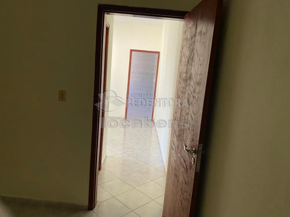 Alugar Casa / Padrão em São José do Rio Preto R$ 1.300,00 - Foto 20