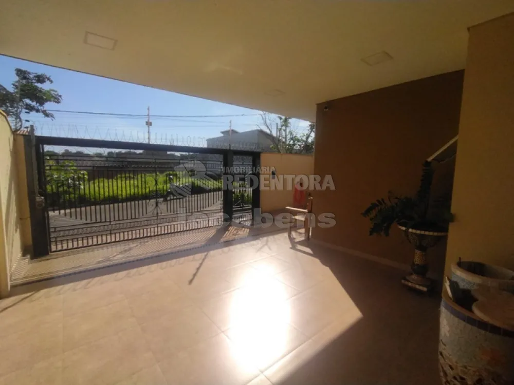 Comprar Casa / Padrão em Bady Bassitt R$ 600.000,00 - Foto 3