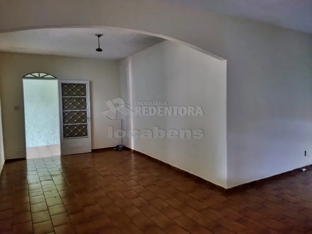 Comprar Casa / Padrão em São José do Rio Preto R$ 220.000,00 - Foto 4