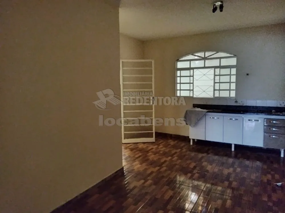 Comprar Casa / Padrão em São José do Rio Preto R$ 220.000,00 - Foto 9