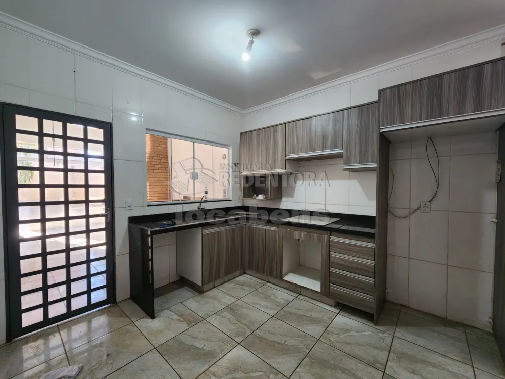 Alugar Casa / Padrão em São José do Rio Preto R$ 1.950,00 - Foto 11