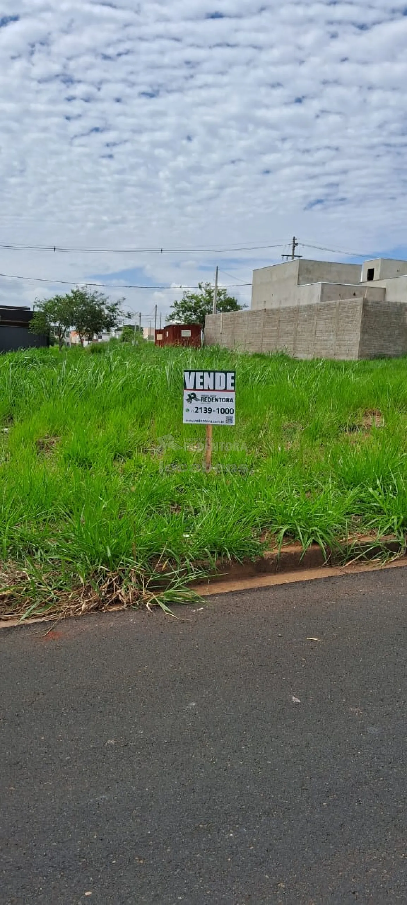 Comprar Terreno / Padrão em São José do Rio Preto R$ 90.000,00 - Foto 2