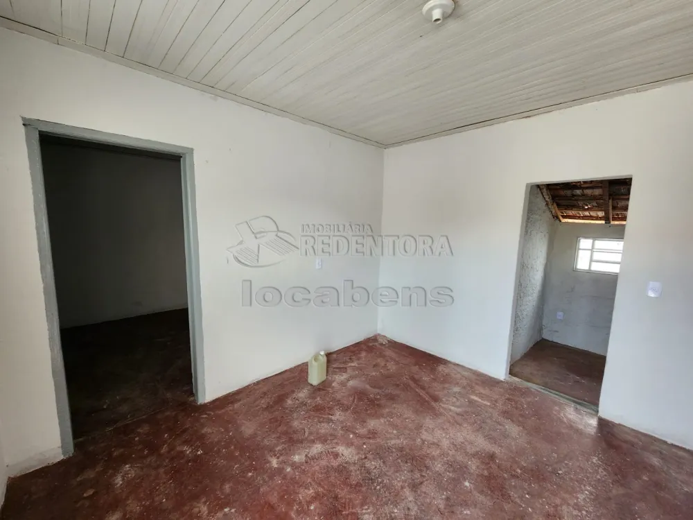 Alugar Casa / Padrão em São José do Rio Preto apenas R$ 700,00 - Foto 2