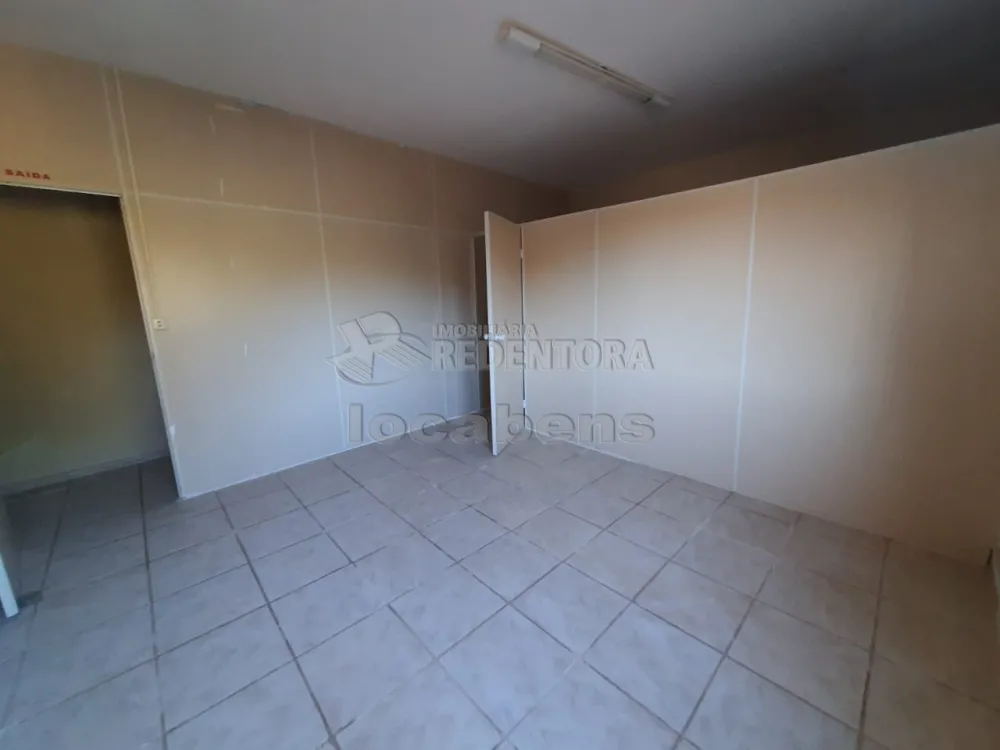 Alugar Comercial / Sala em São José do Rio Preto R$ 2.000,00 - Foto 2