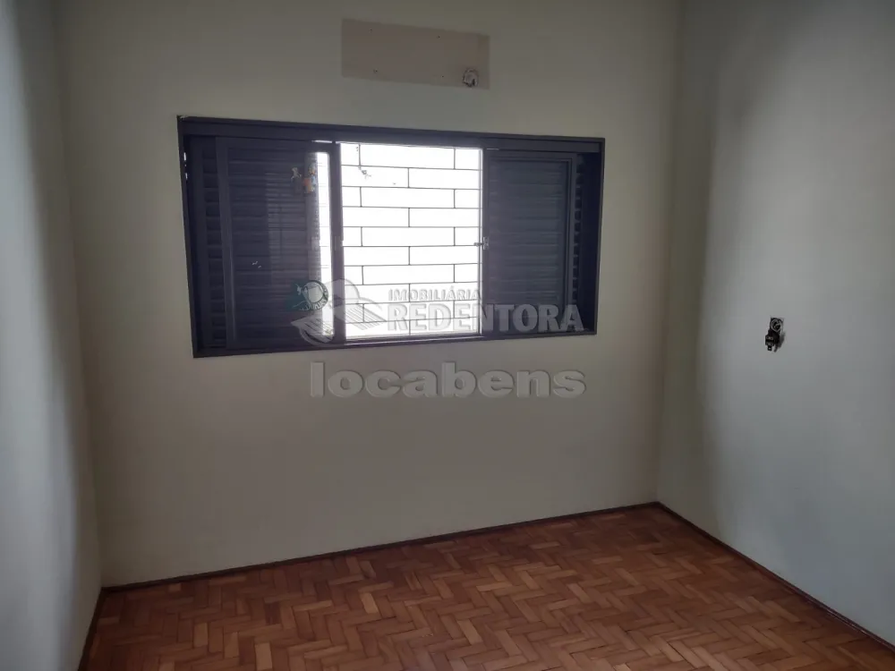 Comprar Casa / Padrão em São José do Rio Preto R$ 400.000,00 - Foto 1