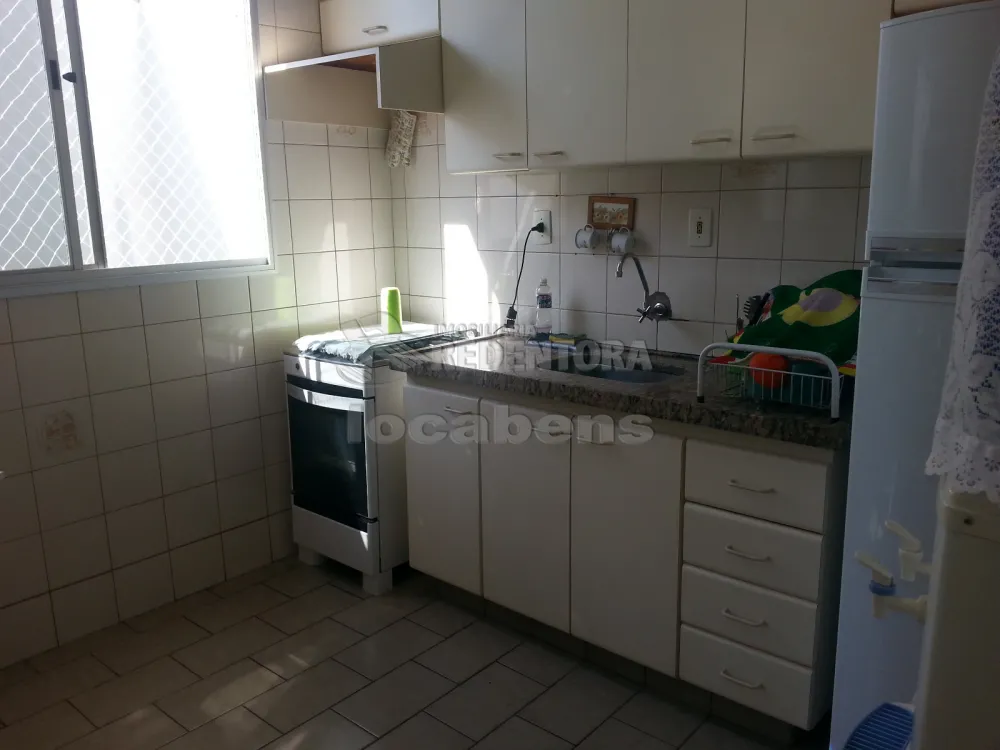 Comprar Apartamento / Padrão em São José do Rio Preto R$ 260.000,00 - Foto 4