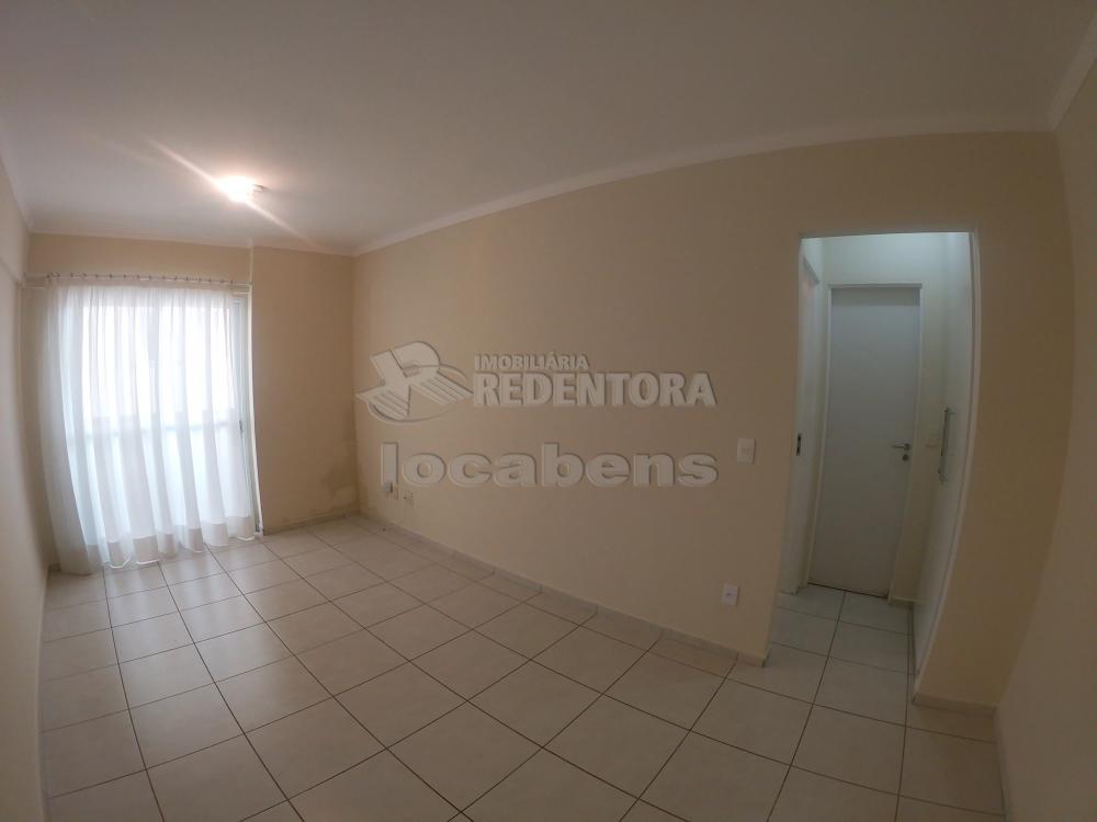 Alugar Apartamento / Padrão em São José do Rio Preto R$ 1.350,00 - Foto 1