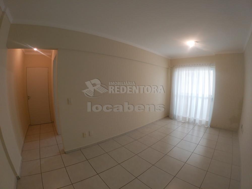 Alugar Apartamento / Padrão em São José do Rio Preto R$ 1.350,00 - Foto 2