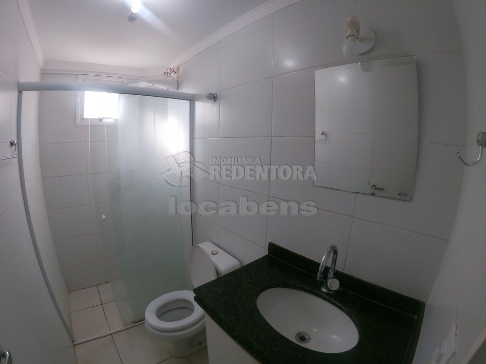 Alugar Apartamento / Padrão em São José do Rio Preto R$ 1.350,00 - Foto 12