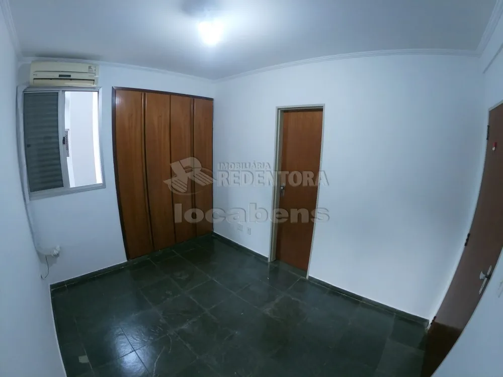 Alugar Apartamento / Padrão em São José do Rio Preto R$ 1.150,00 - Foto 6