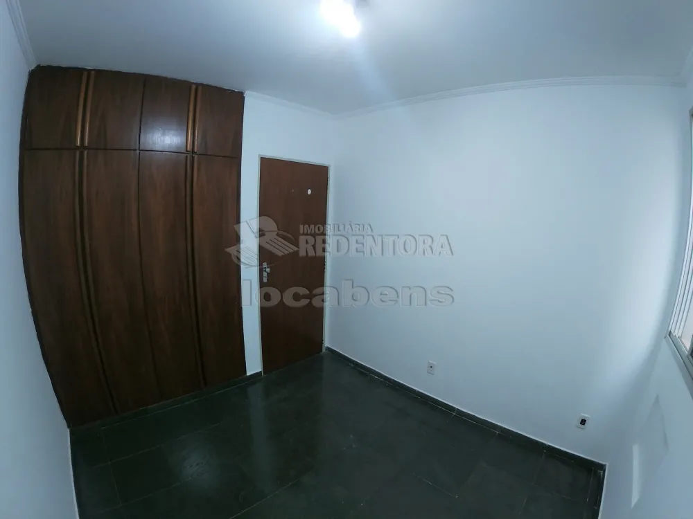 Alugar Apartamento / Padrão em São José do Rio Preto R$ 1.150,00 - Foto 15