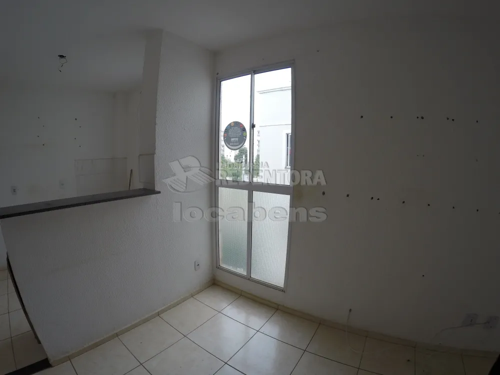 Comprar Apartamento / Padrão em São José do Rio Preto R$ 149.000,00 - Foto 4