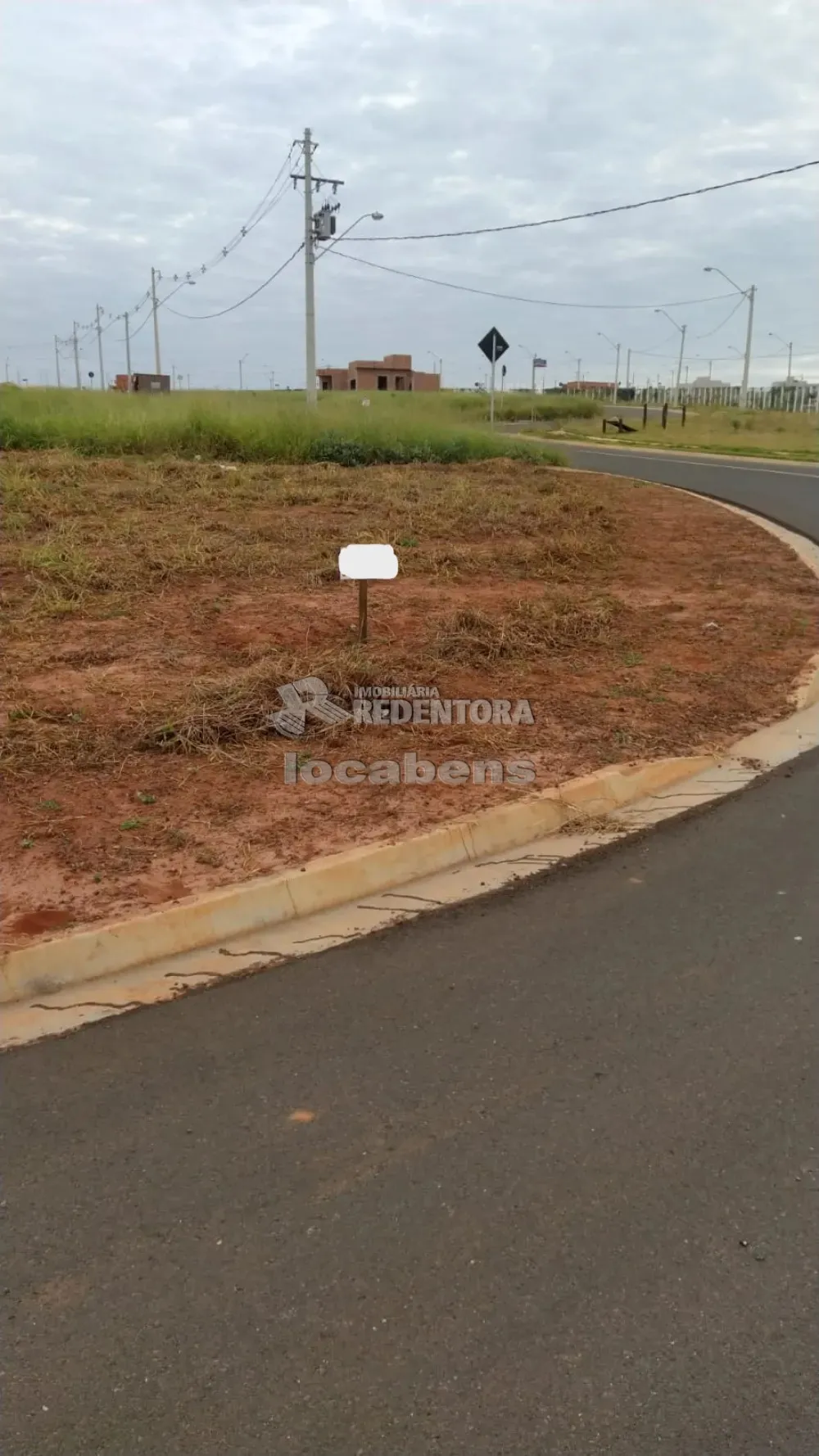 Terreno à venda, 206m² - Foto 1