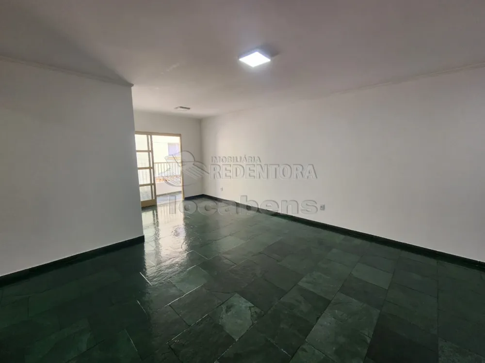 Comprar Apartamento / Padrão em São José do Rio Preto R$ 290.000,00 - Foto 2