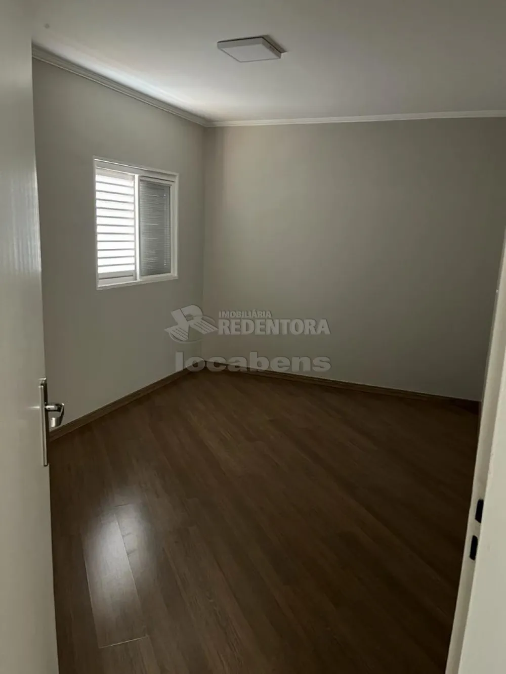 Comprar Apartamento / Padrão em São José do Rio Preto R$ 200.000,00 - Foto 4