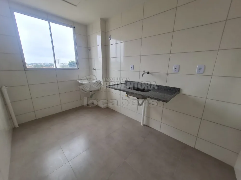 Comprar Apartamento / Padrão em São José do Rio Preto apenas R$ 250.000,00 - Foto 2