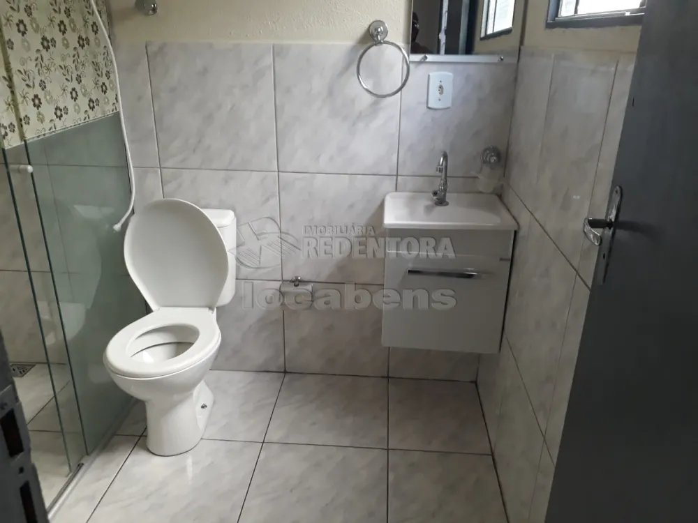 Comprar Casa / Padrão em São José do Rio Preto R$ 220.000,00 - Foto 6