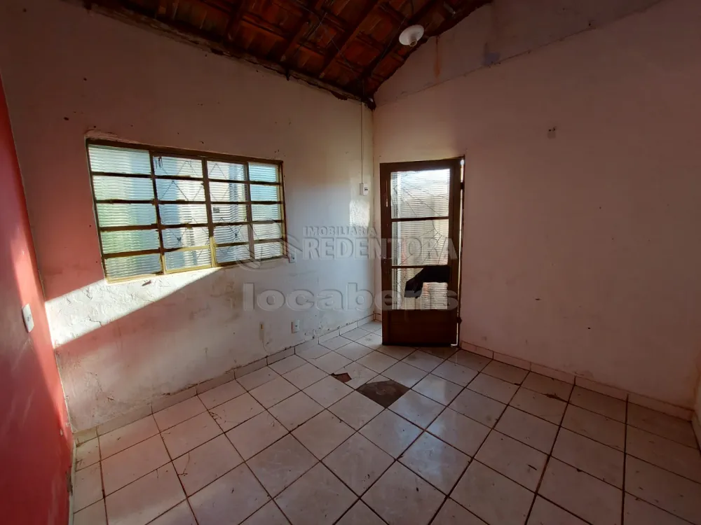 Comprar Casa / Padrão em São José do Rio Preto R$ 145.000,00 - Foto 2
