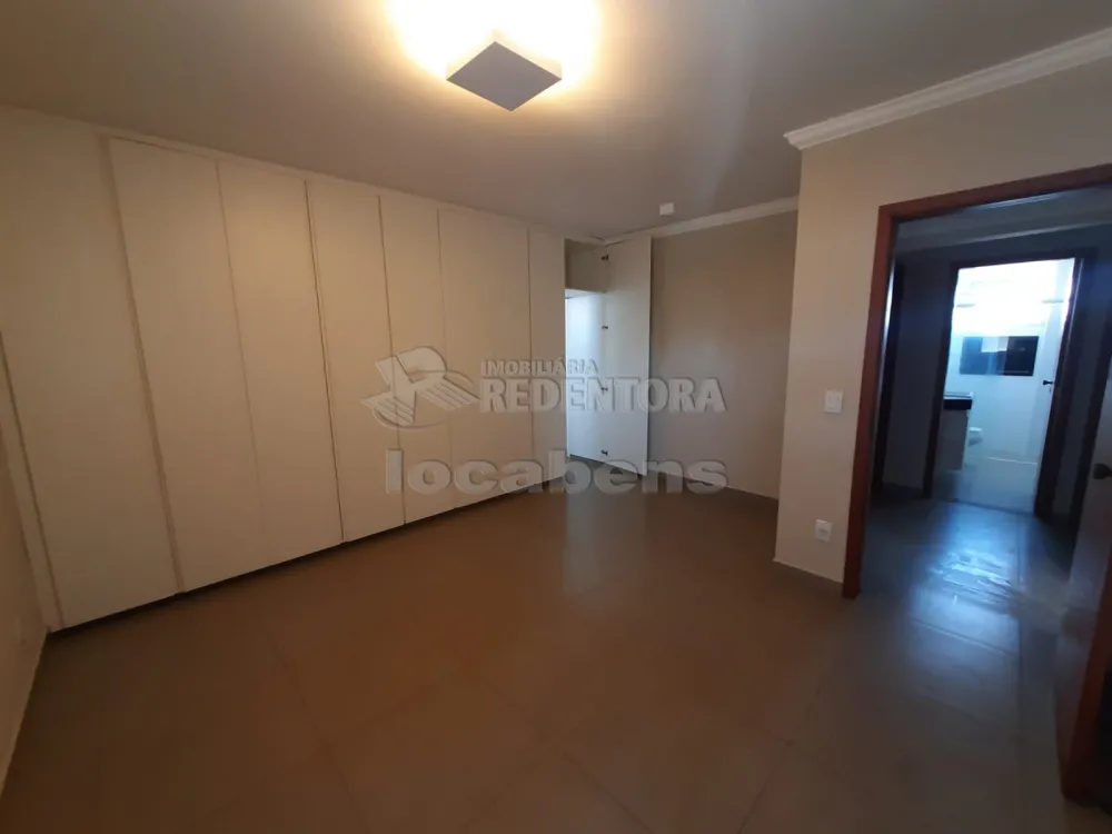 Alugar Apartamento / Padrão em São José do Rio Preto R$ 2.500,00 - Foto 6