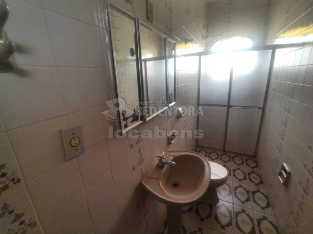 Alugar Casa / Padrão em São José do Rio Preto R$ 2.150,00 - Foto 16