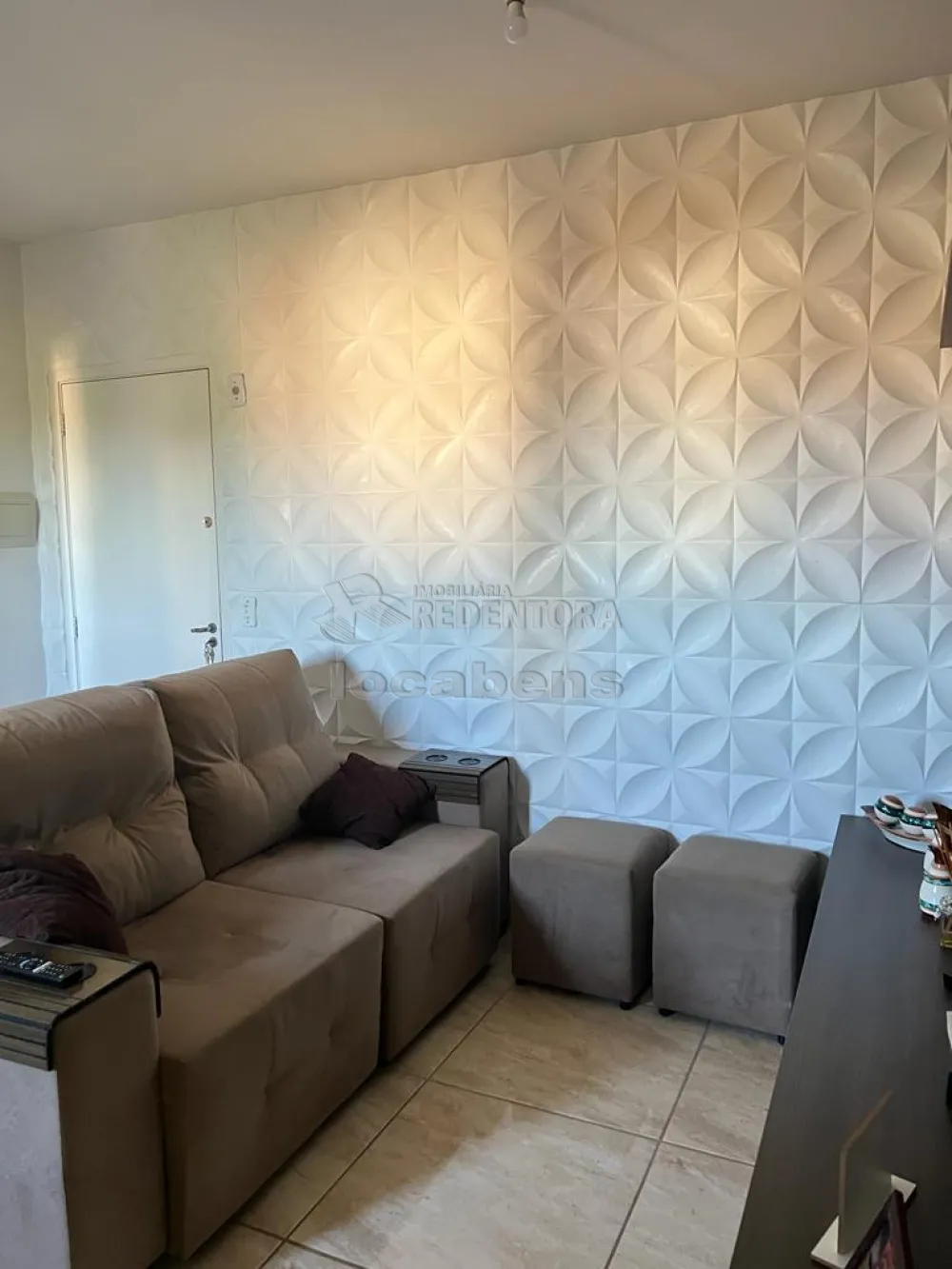 Comprar Apartamento / Padrão em São José do Rio Preto R$ 180.000,00 - Foto 1