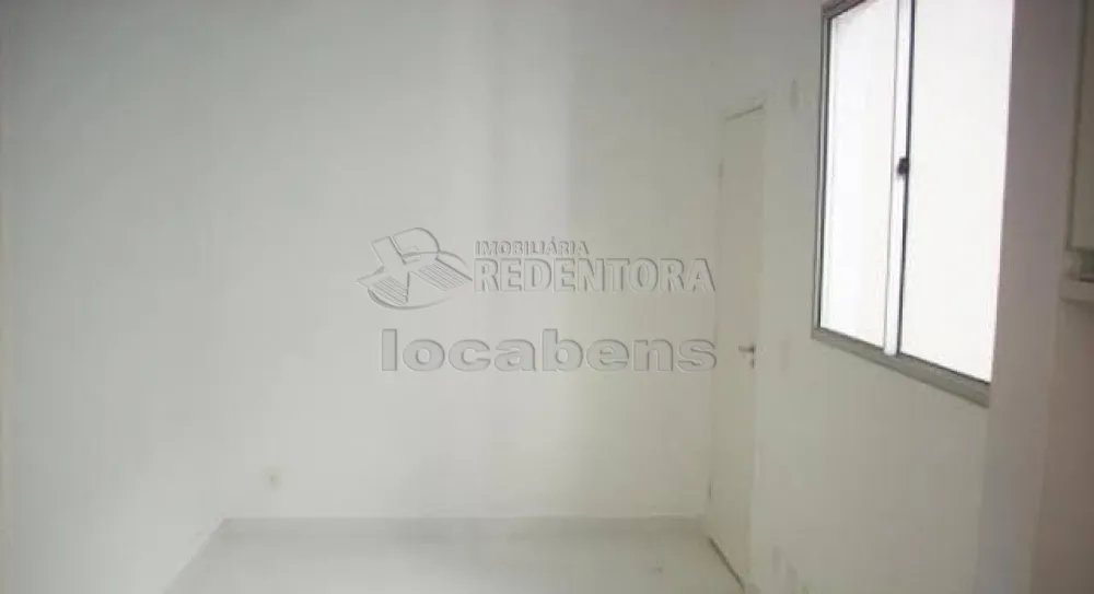 Comprar Apartamento / Padrão em São José do Rio Preto apenas R$ 210.000,00 - Foto 1