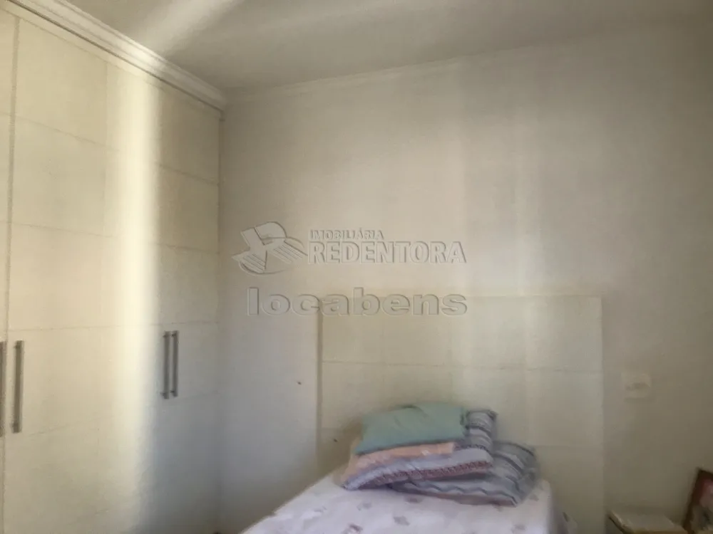 Comprar Apartamento / Padrão em São José do Rio Preto R$ 240.000,00 - Foto 16