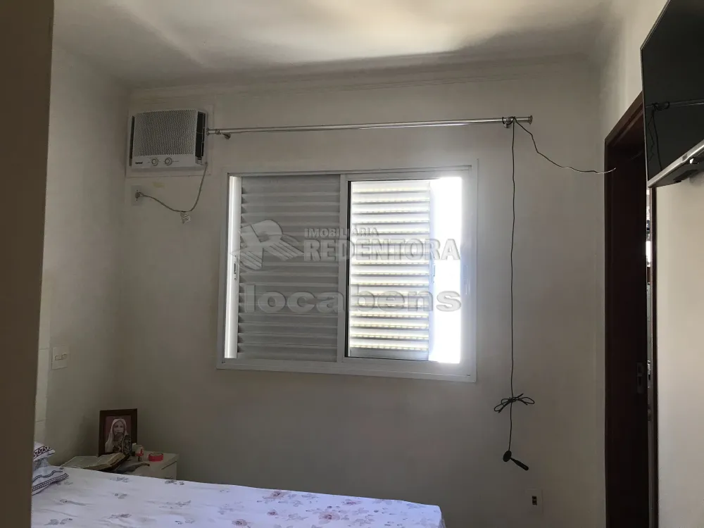 Comprar Apartamento / Padrão em São José do Rio Preto R$ 240.000,00 - Foto 17