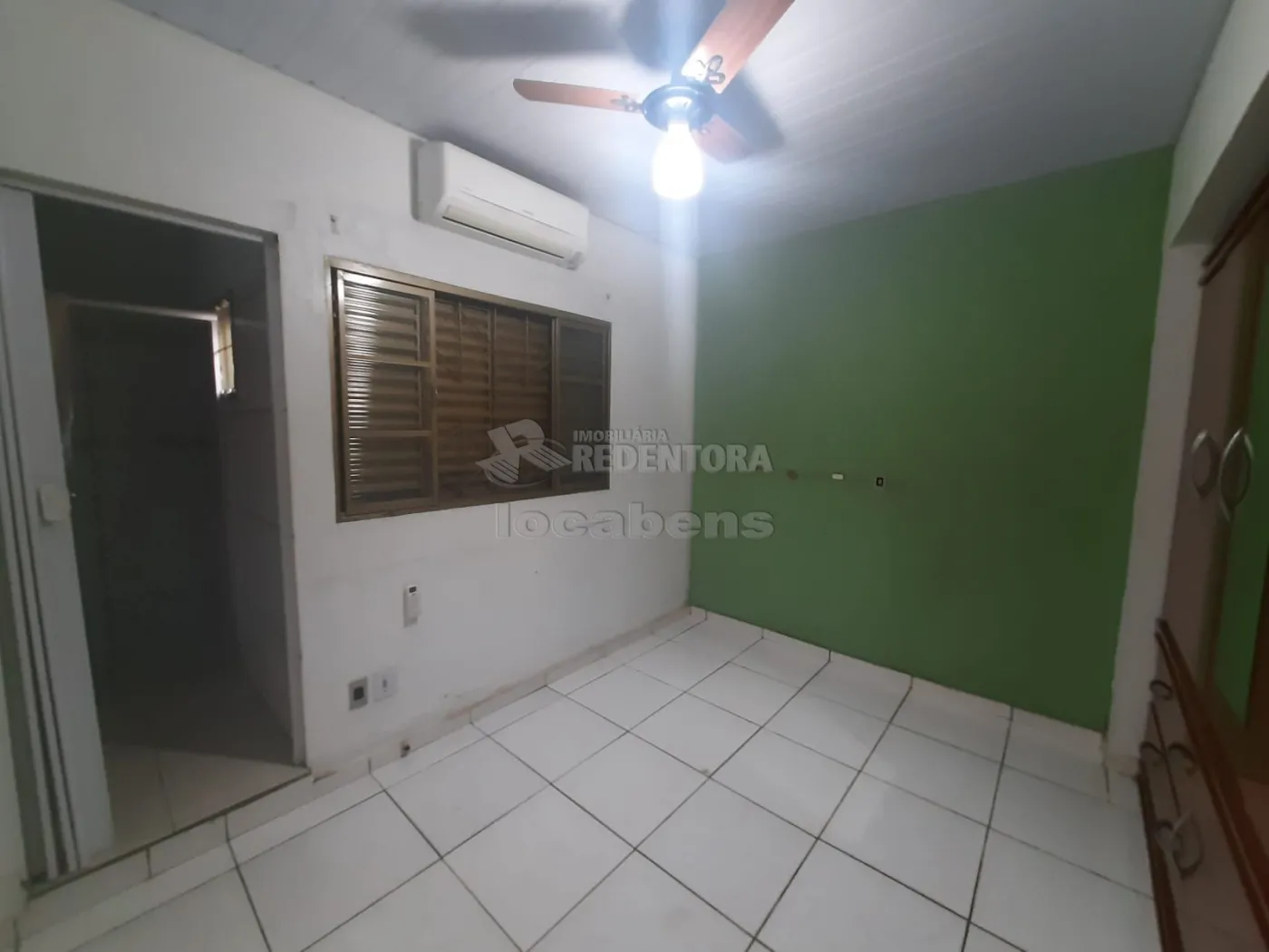Alugar Casa / Padrão em São José do Rio Preto R$ 1.200,00 - Foto 6
